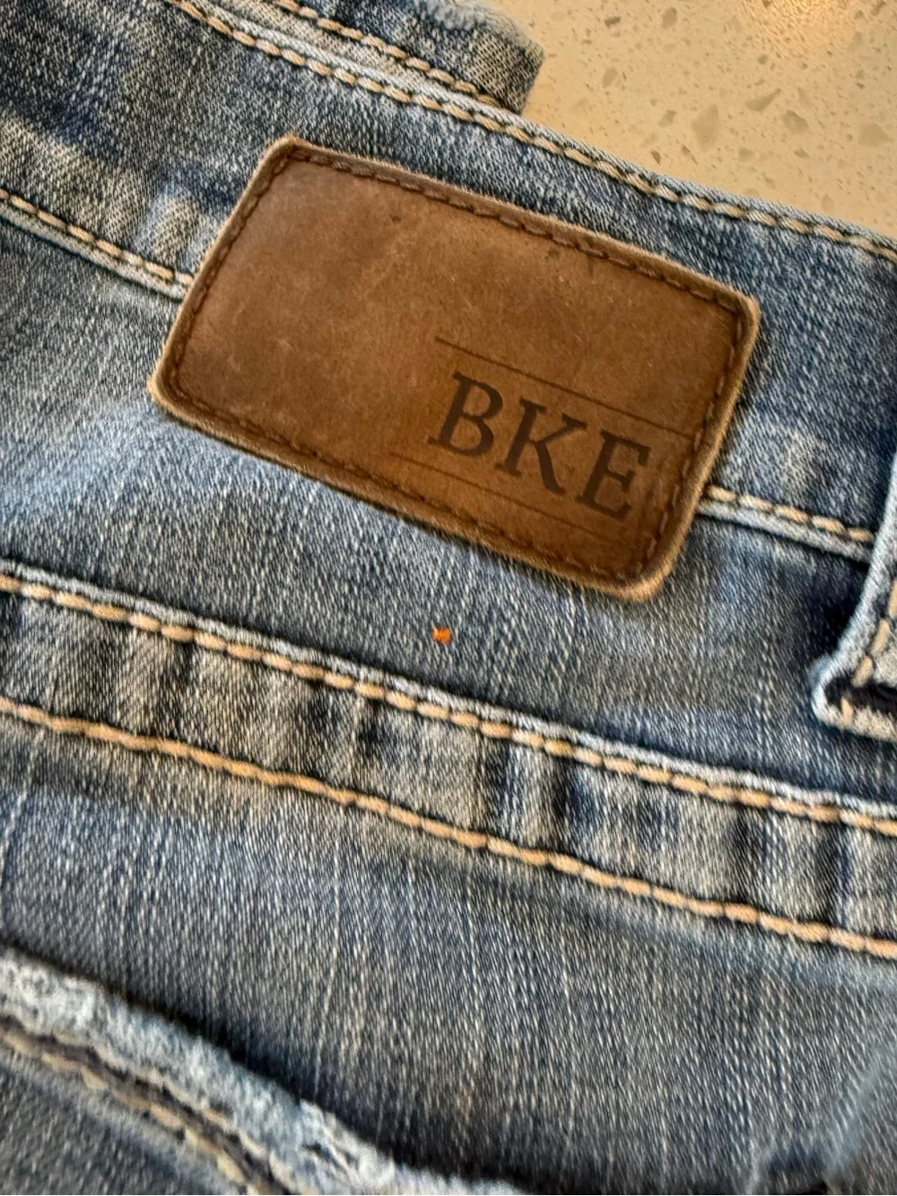 32R BKE Buckle Alec Straight Leg Jeans Men’s Blue Medium Wash Denim Pants Casual